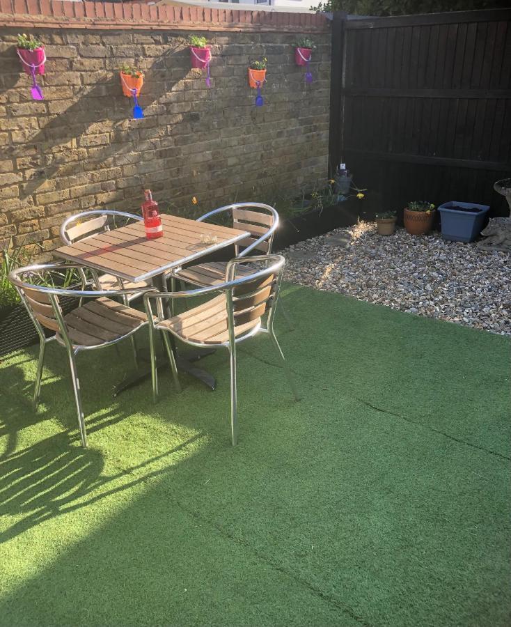 Sherpai Lodge Herne Bay Luaran gambar